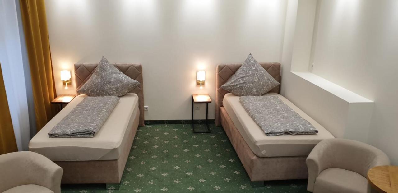 - Altstadt Apartment *